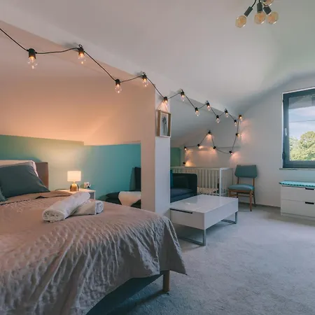 Balatoni Est * Balatonalmádi