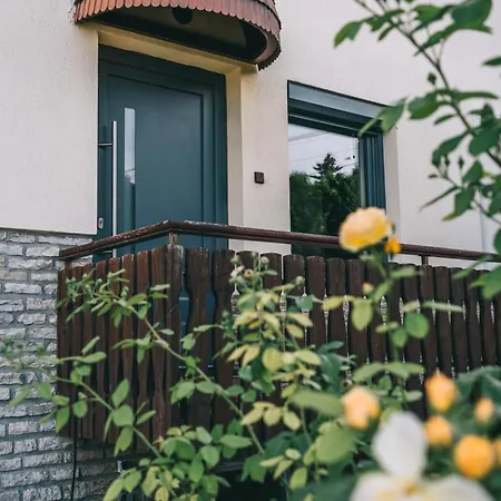 Casa vacanze Balatoni Est Balatonalmádi