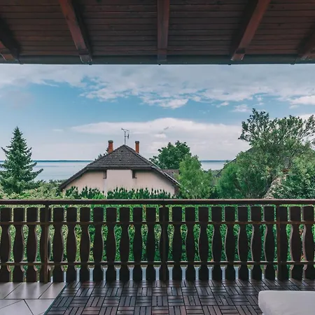 Tatil Evi Balatoni Est