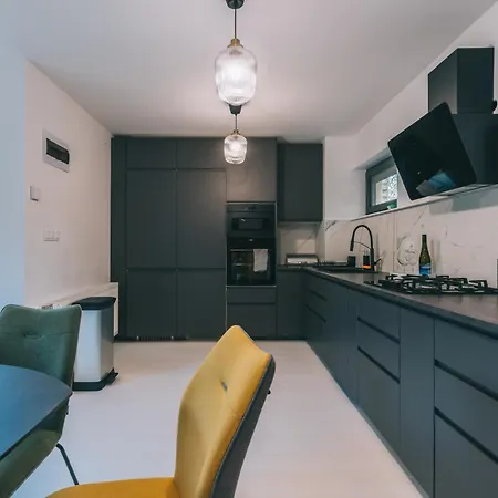 Balatoni Est Balatonalmádi